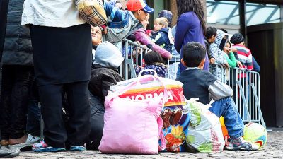 Tausende Flüchtlingspässe offenbar verschollen – BAMF räumt Probleme ein