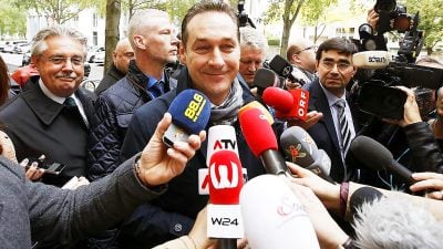 FPÖ über Rücktritt Faymanns: “Auch Merkel sollte ihm folgen”