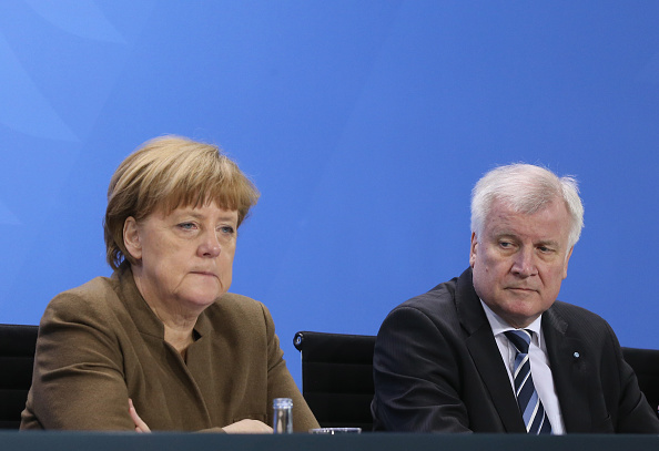 Warum Horst Seehofer Kanzlerin Merkel vom CSU-Parteitag ausgeladen hat