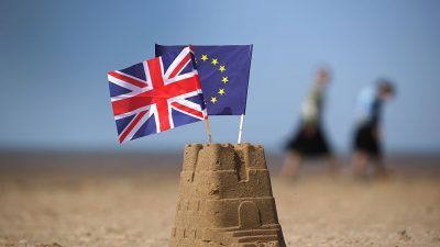 „Jeder dritte Deutsche für EU-Austritt“ – britische Umfrage