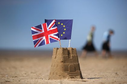Ex-Außenminister Johnson: Brexit-Plan kommt „Sprengstoffweste“ eines Selbstmordattentäters gleich