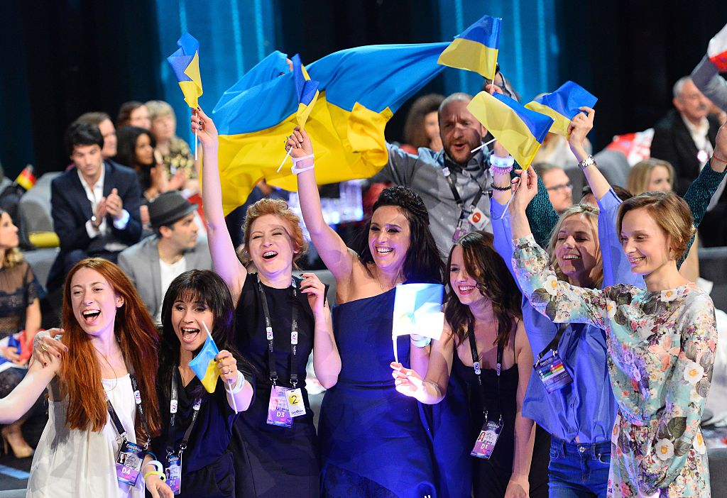 Ukraine gewinnt ESC vor Russland – Zuschauer wütend über Politisierung (VIDEOS)