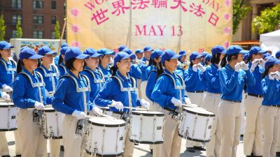 Deutsche Politiker grüßen China und die Welt zum „Welt-Falun Dafa-Tag 2016“