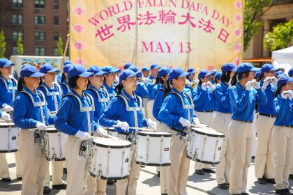 Deutsche Politiker grüßen China und die Welt zum “Welt-Falun Dafa-Tag 2016”