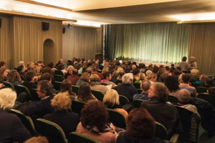Forschung: Atemluft im Kino verrät die Stimmung im Saal