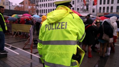 NRW startet Testlauf für Polizei-Bodycams