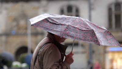 Wetterdienst warnt vor Dauerregen in Süddeutschland