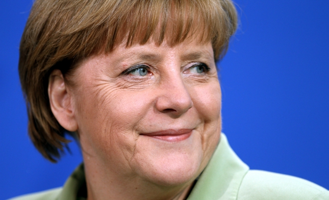 Spahn: Union soll mit Merkel an der Spitze in die Bundestagswahl ziehen