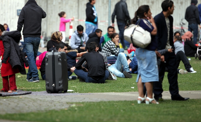 Flüchtlinge: Bayern verzichtet vorerst auf Klage gegen Bundesregierung