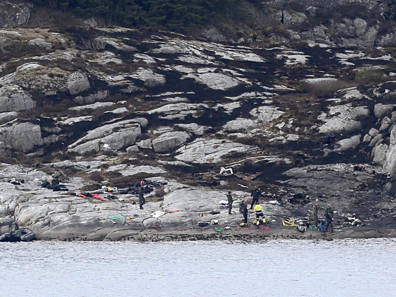 Hubschrauber-Absturz in Norwegen: Noch zwei Menschen vermisst