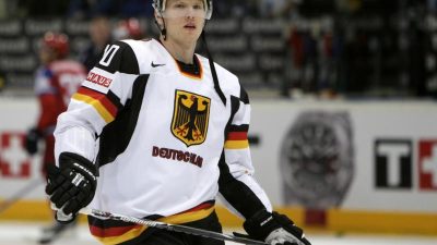 Eishockey-Team mit Ehrhoff im letzten WM-Test