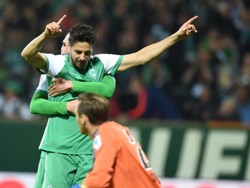 Werder gewinnt Krisen-Gipfel gegen Stuttgart 6:2