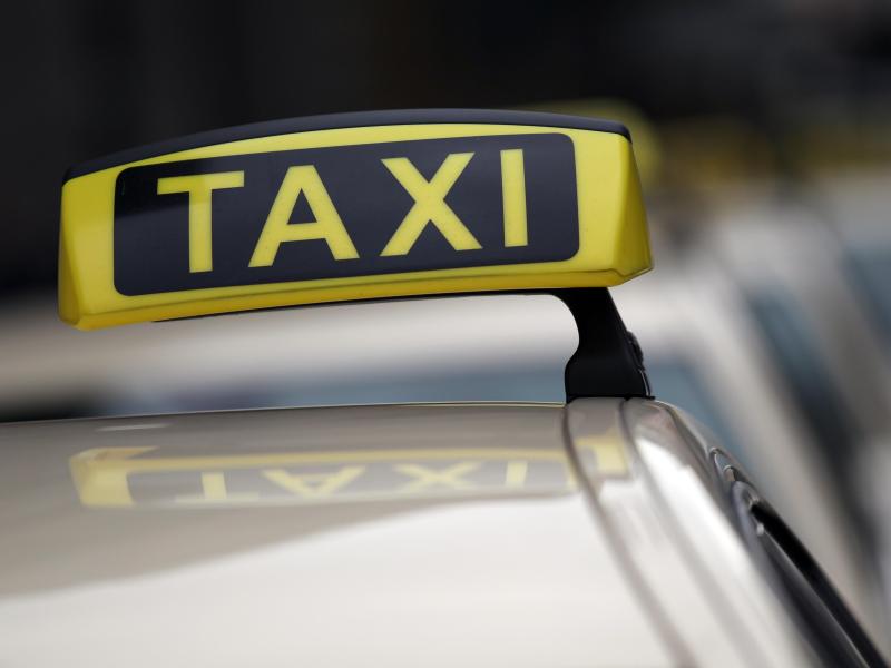 In Augsburg können Taxis ohne Erotikwerbung bestellt werden