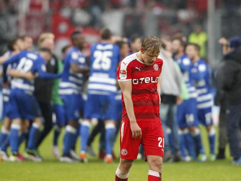2. Liga: Abstiegsduelle in München und Düsseldorf