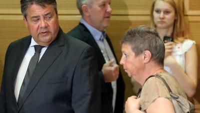 SPD in Schieflage: Ist „Arbeiterführer“ Gabriel wieder zurück?