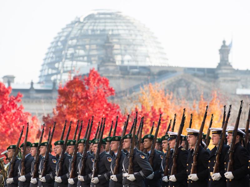 CDU will Obergrenze abschaffen: Deutschland vergrößert Bundeswehr um tausende Soldaten