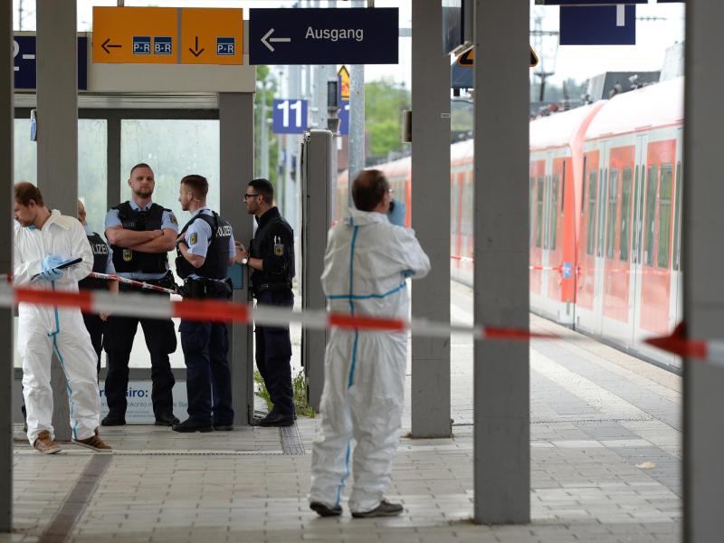 „Politisch motivierte Tat“: 50-Jähriger bei Messerattacke in Grafing getötet