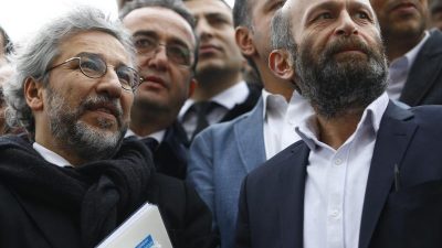 Wegen Artikel über IS-Erdogan-Connection: Türkische Staatsanwaltschaft fordert zehn Jahre Haft für Dündar