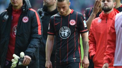 Frankfurt: «Schütteln und aufstehen» für die Relegation