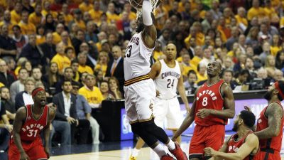 NBA: James führt Cleveland zum Sieg gegen Toronto