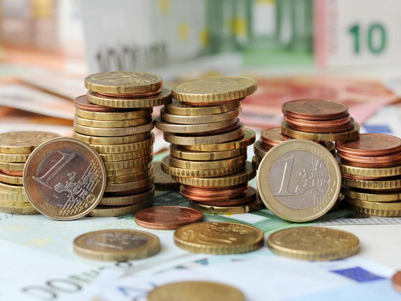 Von einem Euro holt sich der Staat 54,6 Cent zurück – Am 19. Juli ist Steuerzahlergedenktag