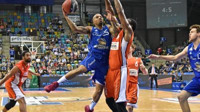 Ulmer Basketballer überraschen mit Sieg in Frankfurt