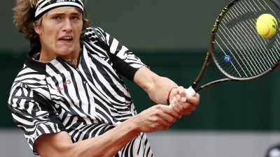 Zverev erreicht im Nachsitzen zweite French-Open-Runde