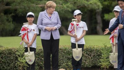 Analyse: Angela Merkel beim Japan-Gipfel der Symbole