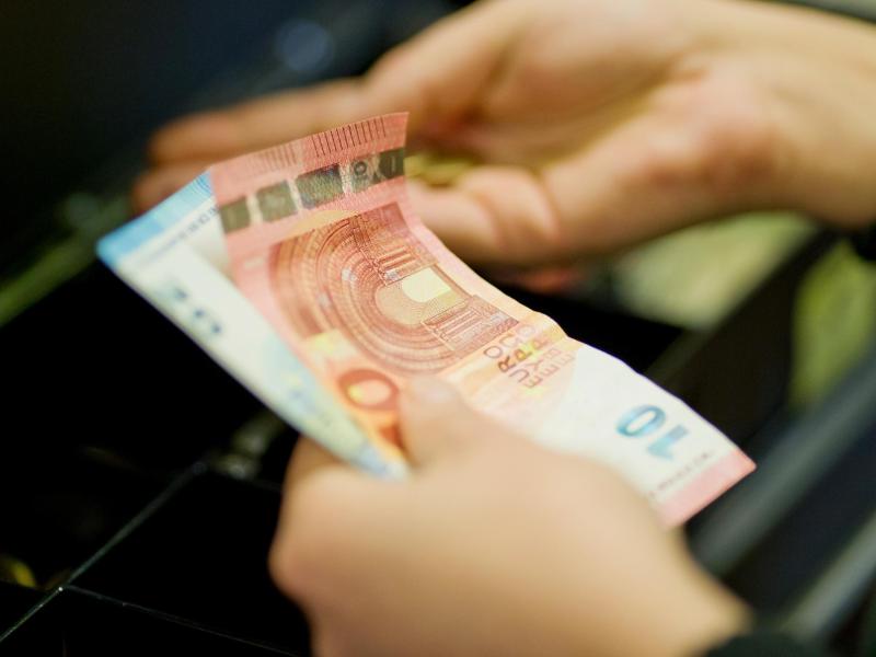 Schäuble: Niemand will Bargeld abschaffen