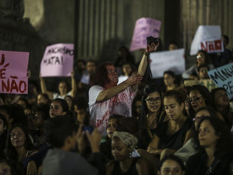 Mädchen in Rio soll von 30 Männern vergewaltigt worden sein