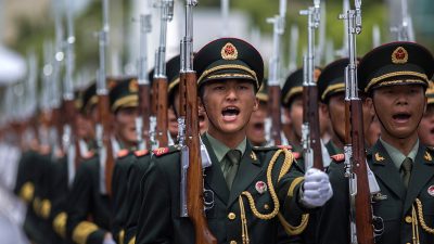 Chinas Militär-Reform beginnt: 25.000 Offiziere entlassen