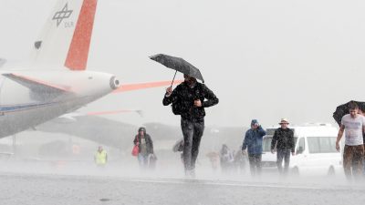 150.000 Besucher auf der Luftfahrtmesse ILA in Berlin-Schönefeld