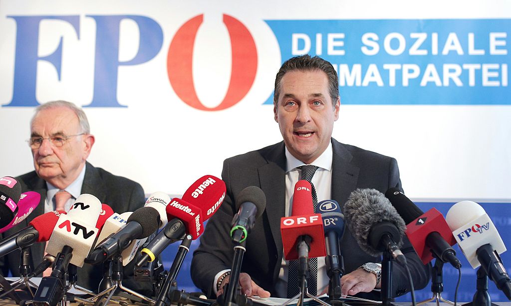 „Das Desaster ist perfekt!“: FPÖ startet Österreichs Wahlkampf – während andere noch über Termin streiten