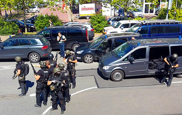 Hessen: Täter mit Langwaffe in Kino von SEK erschossen – alle Geiseln unverletzt