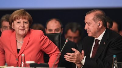 „Nicht an die Seite von Diktator Erdogan stellen”: Linke fordert Reaktion Merkels auf Interview-Streit