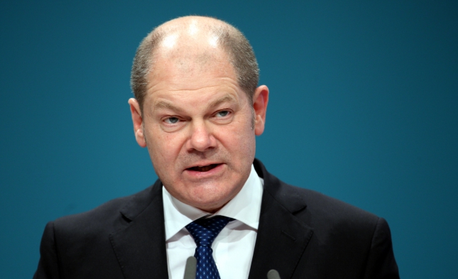 Scholz fordert Bundespräsidenten mit schwarz-rot-grünem Rückhalt