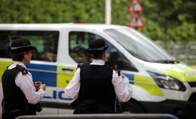 Kölner OB fürchtet nach Mord an Jo Cox weitere Attacken