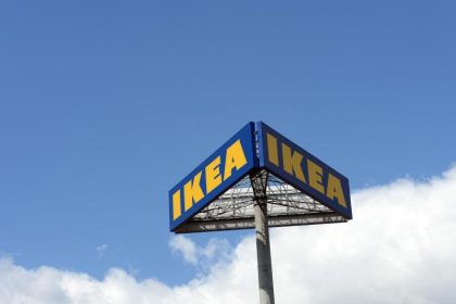 Update: Junger Mann an Ikea-Kasse in Hamburg niedergestochen – Täter stellt sich der Polizei