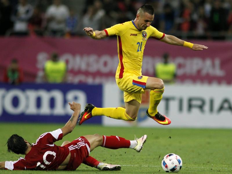 Rumänien stimmt sich mit 5:1-Sieg auf Eröffnungsspiel ein
