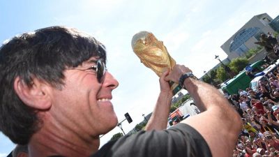 Träumen vom Titel – Löw: „Man strebt immer wieder danach“