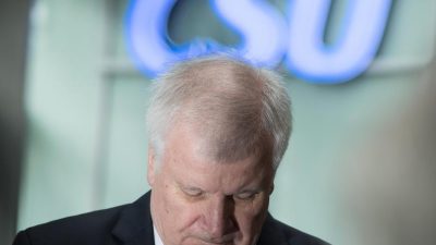 Umfrage: Massive Verluste für die CSU