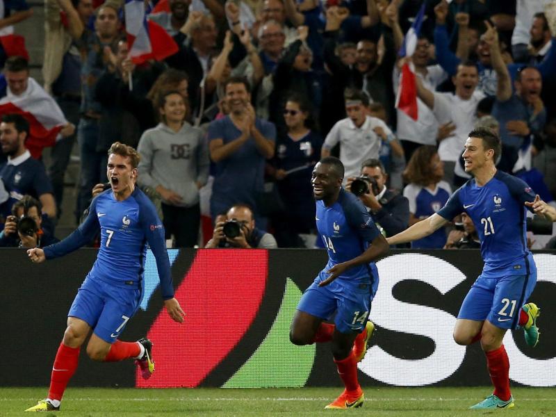 Frankreich im EM-Achtelfinale: Spätes 2:0 gegen Albanien