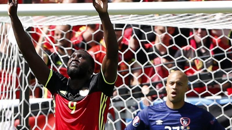 Lukaku weckt Belgien: Achtelfinale nach 3:0-Sieg in Sicht