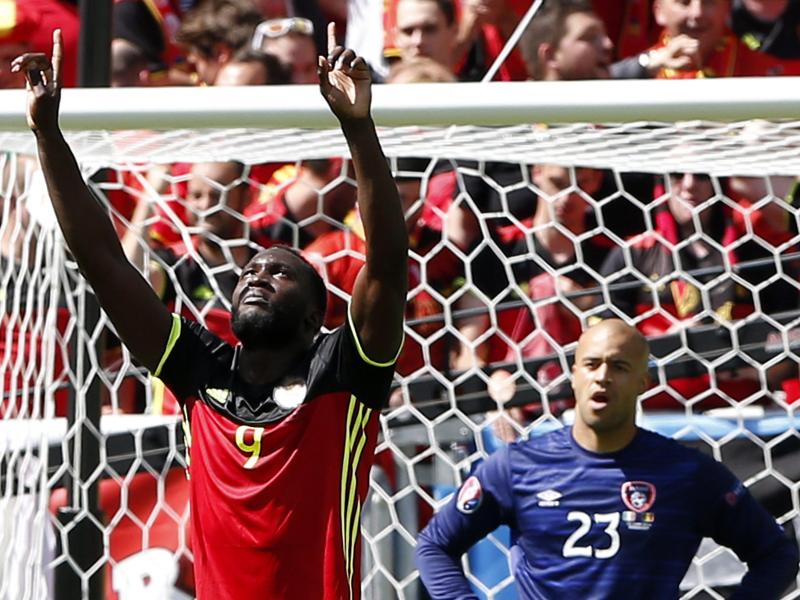 Lukaku weckt Belgien: Achtelfinale nach 3:0-Sieg in Sicht