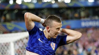 Kroatien schockt Spanien: Spiel gedreht und Gruppensieg