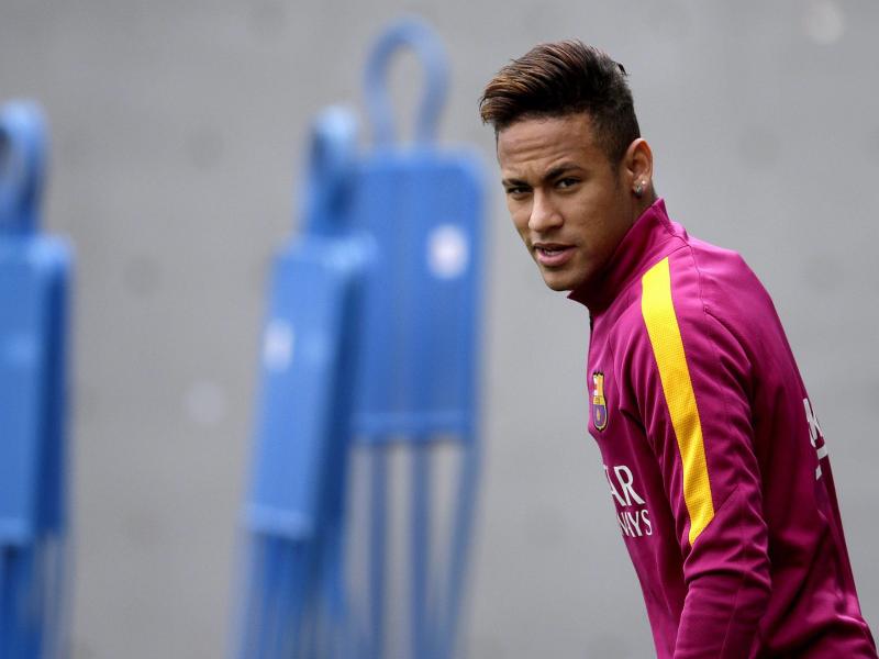 Barça-Fans bangen: Folgt Neymar dem Ruf des Geldes?