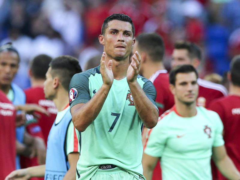 Ronaldo sorgt für Achtelfinal-Einzug und Aufregung