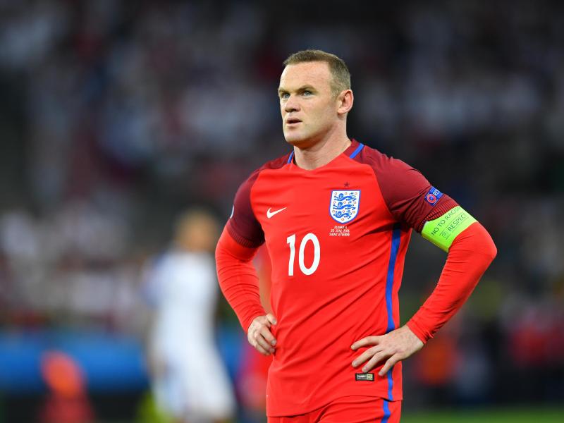Rooney und fünf weitere Rückkehrer für England