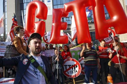 Rechtsgutachten zu CETA: Handelsabkommen gefährdet Schutz von Verbrauchern und Umwelt