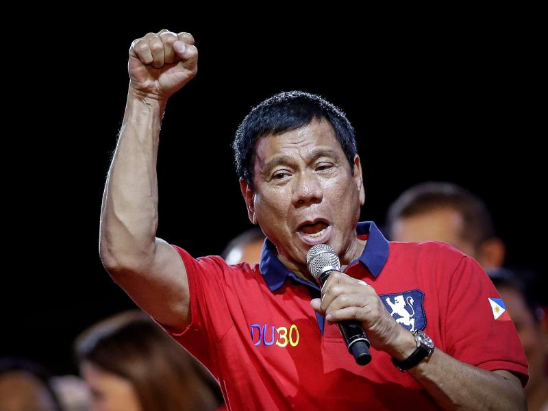 Umstrittener Duterte tritt Präsidentenamt auf Philippinen an